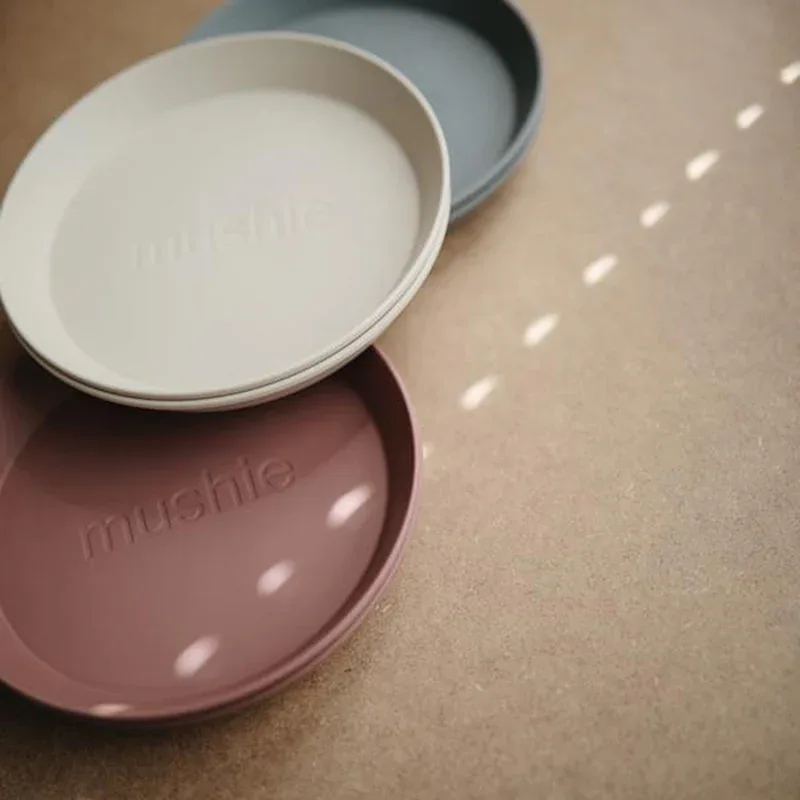 Mushie® Round Dinnerware Plate Set of 2 Vanilla - Image 5