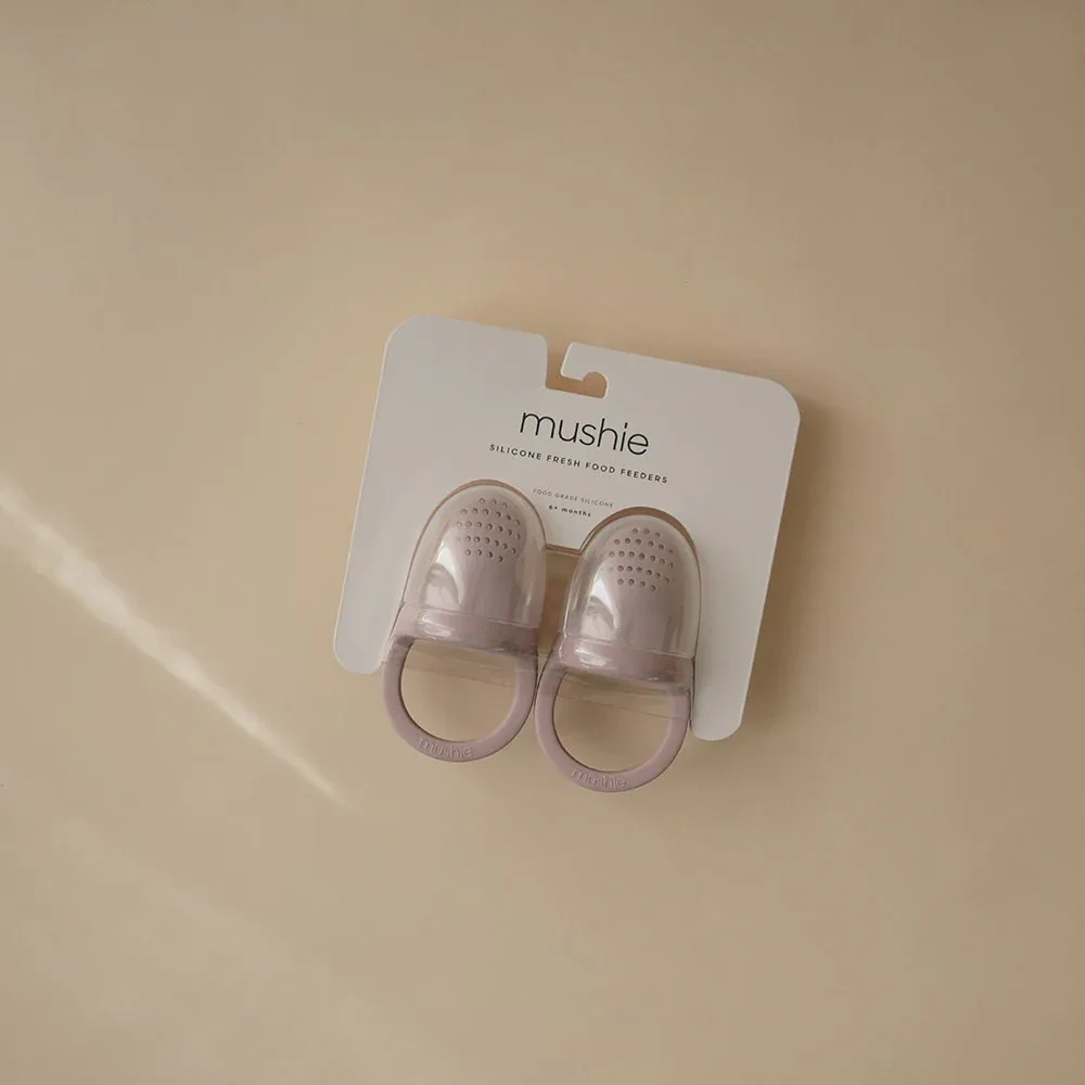 Mushie® Silicone Fresh Food Feeder 2-pack Soft Lilac - Image 2