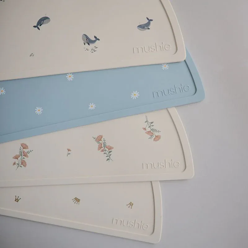 Mushie® Silicone Mat White Daisy - Image 4