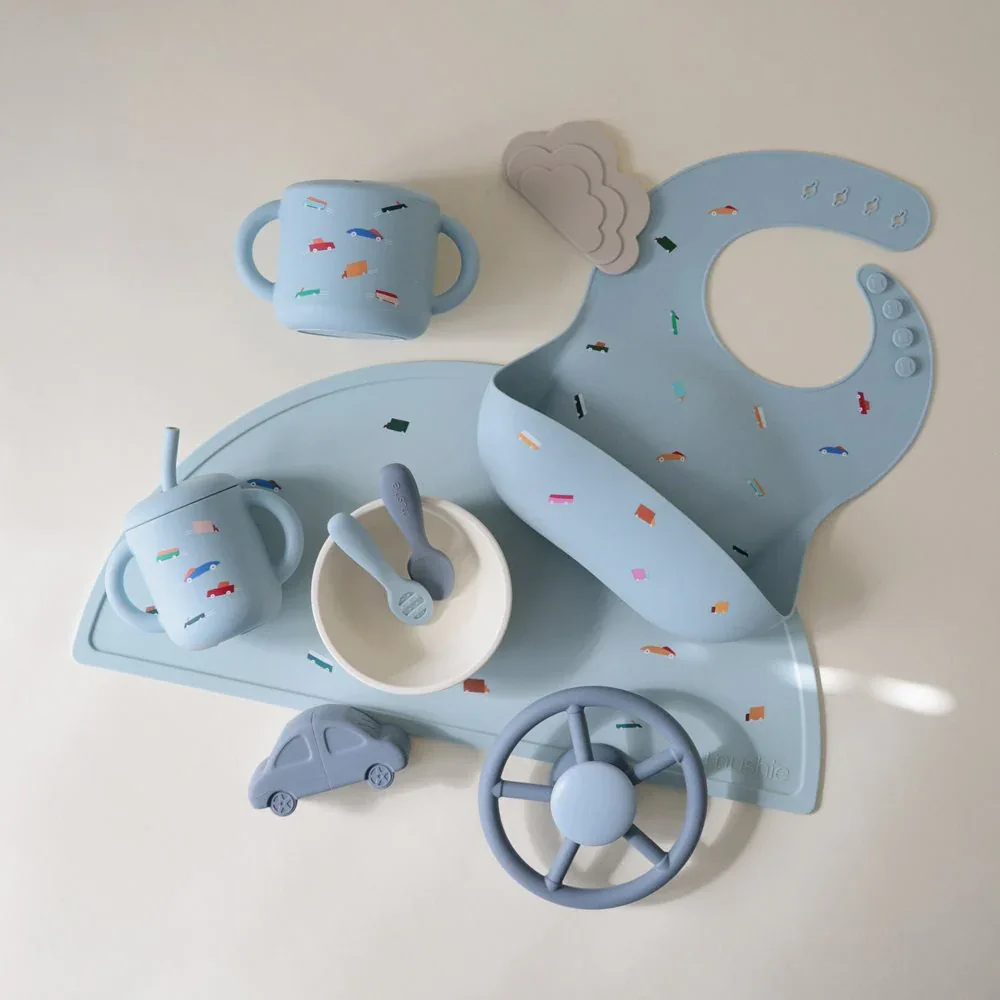 Mushie® Silicone Training Cup + Straw Retro Cars - Image 4