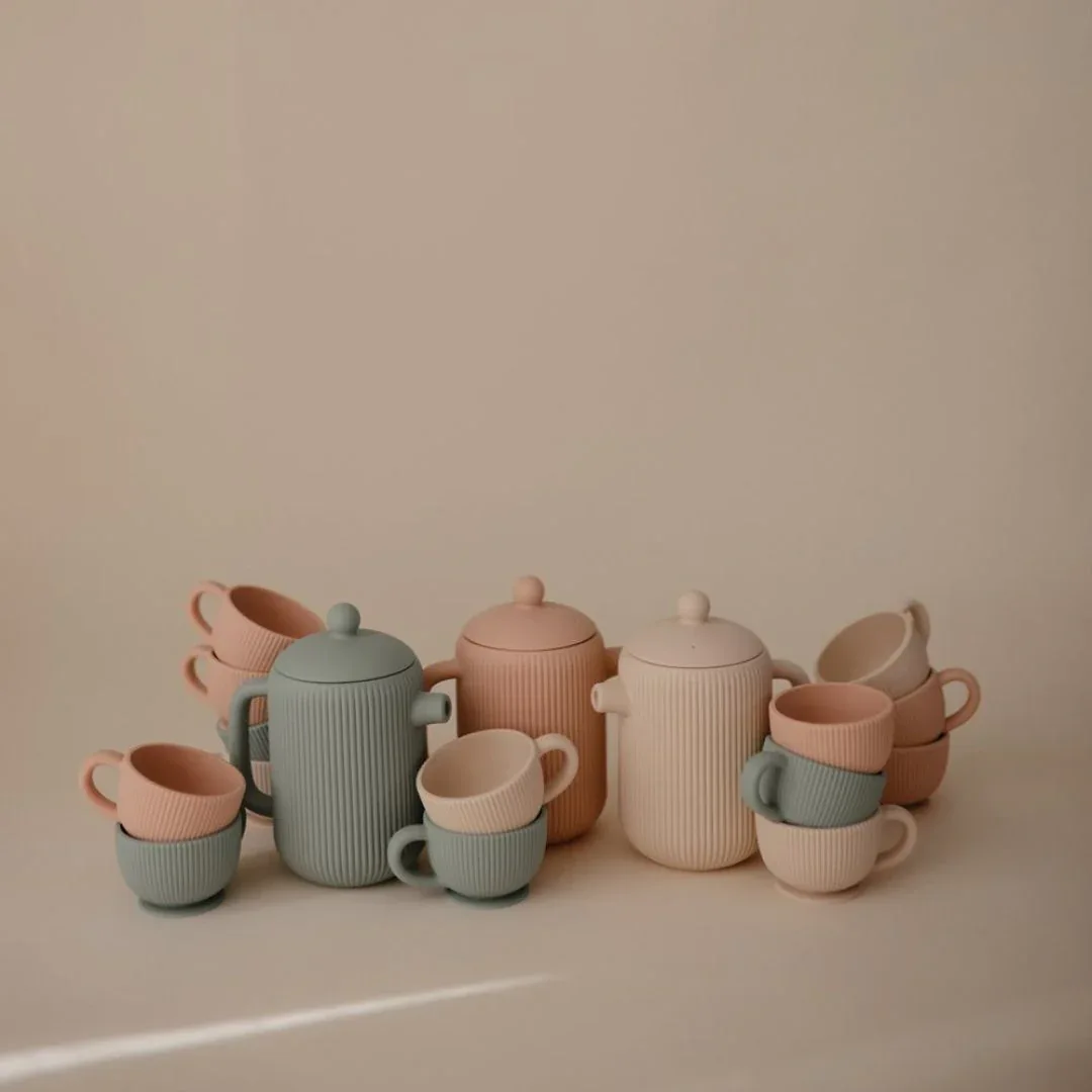 Mushie® Tea Set Shifting Sand - Image 4