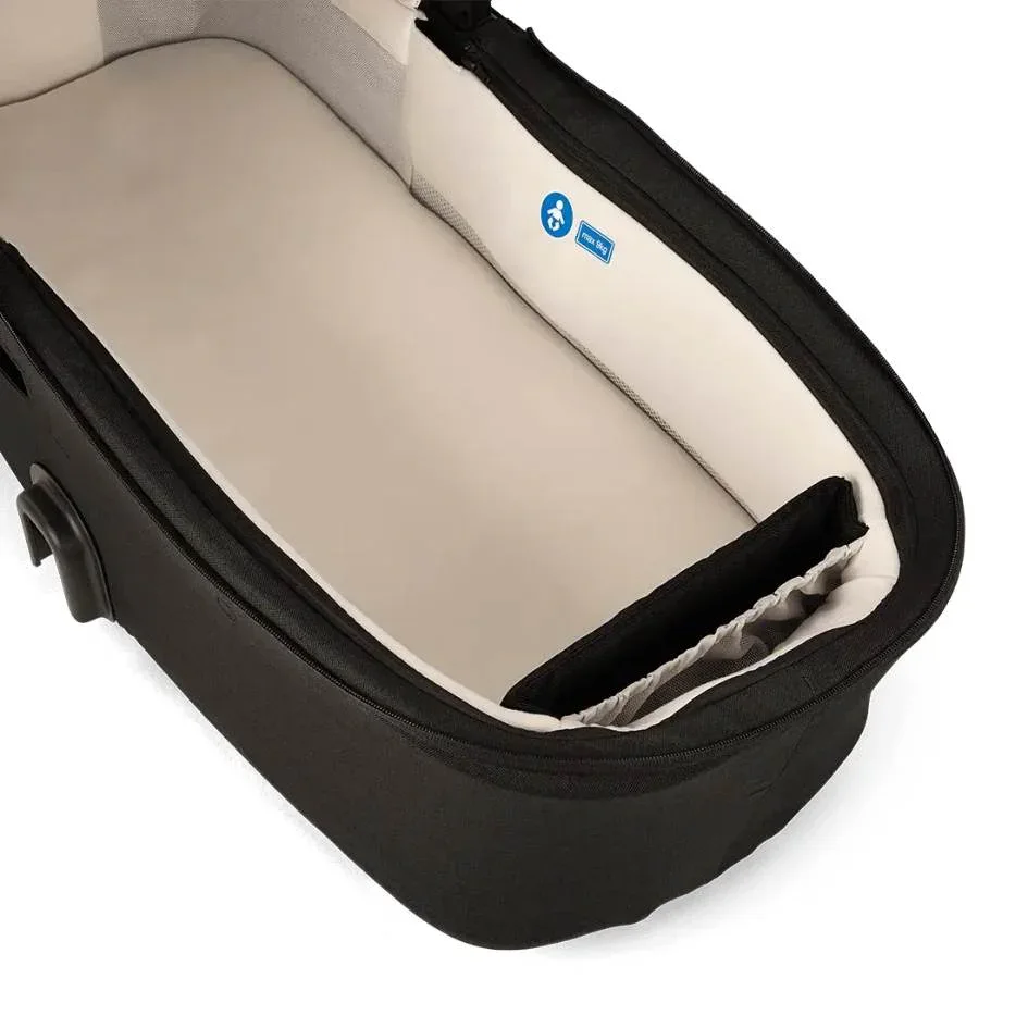 Nuna® Carry Cot Demi™ Next Caviar - Image 9