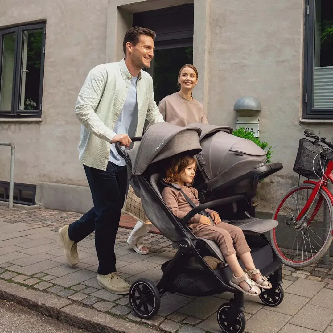 Nuna® Lightweight Baby Stroller Trvl™ Dubl Caviar - Image 25