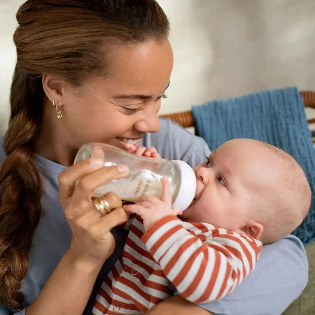 Philips AVENT® Glass baby bottle with teat Natural Response 240ml - Image 6