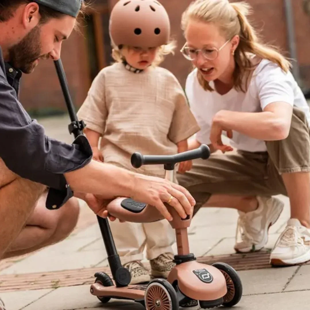 Scoot & Ride® Highwaykick 1 – 2-in-1 Balance Bike & Scooter Mocha - Image 10