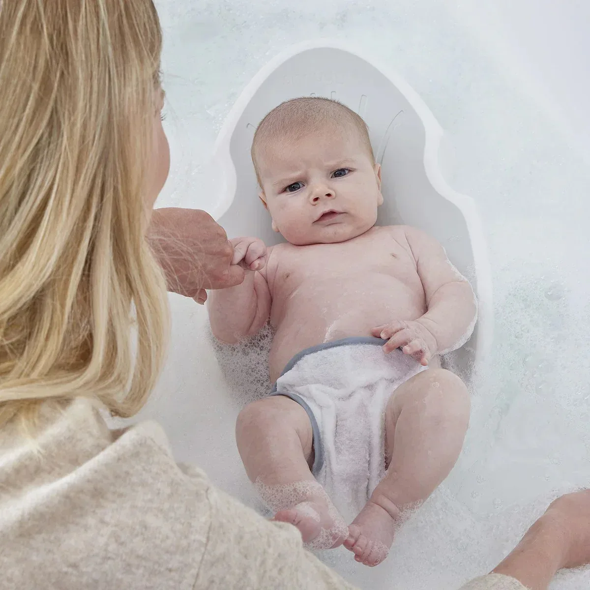Shnuggle® Newborn Bath Support (0-6m) White/Grey - Image 7