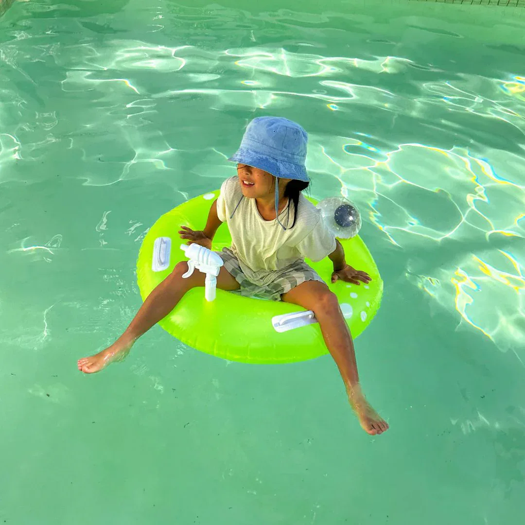 SunnyLife® Pool Ring Soakers with built-in Water Guns Sonny the Sea Creature - Image 7