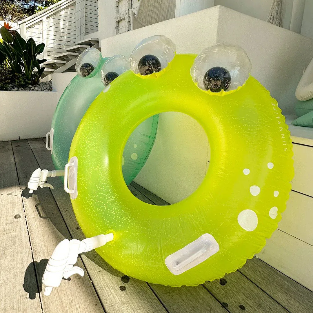 SunnyLife® Pool Ring Soakers with built-in Water Guns Sonny the Sea Creature - Image 9
