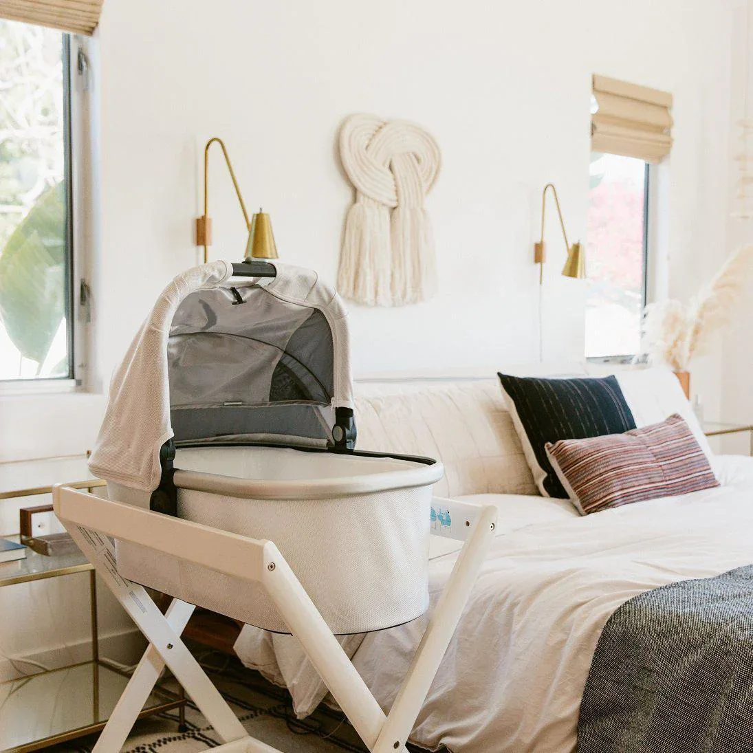 UPPABaby® Bassinet Stand Vista /V2 - Image 2