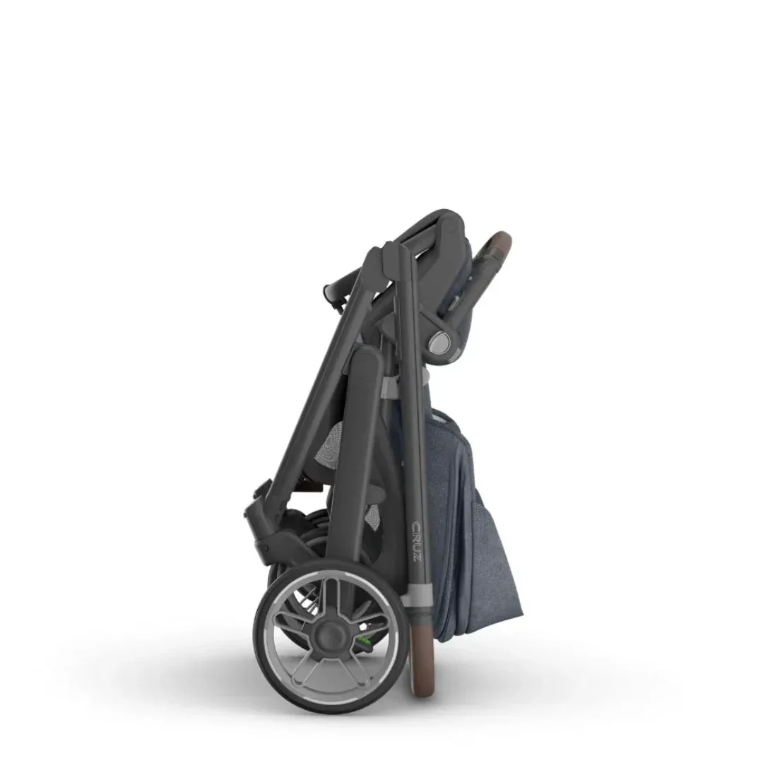 UPPAbaby® Stroller Cruz V3 Julian + FREE MESA I-SIZE 0+ Infant Car Seat Gregory - Image 6